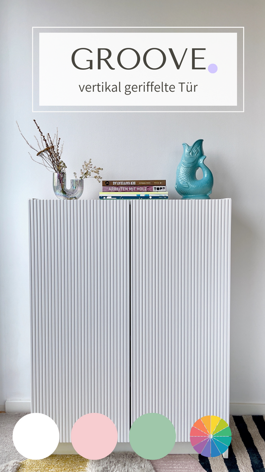 vertikal geriffelte Tür