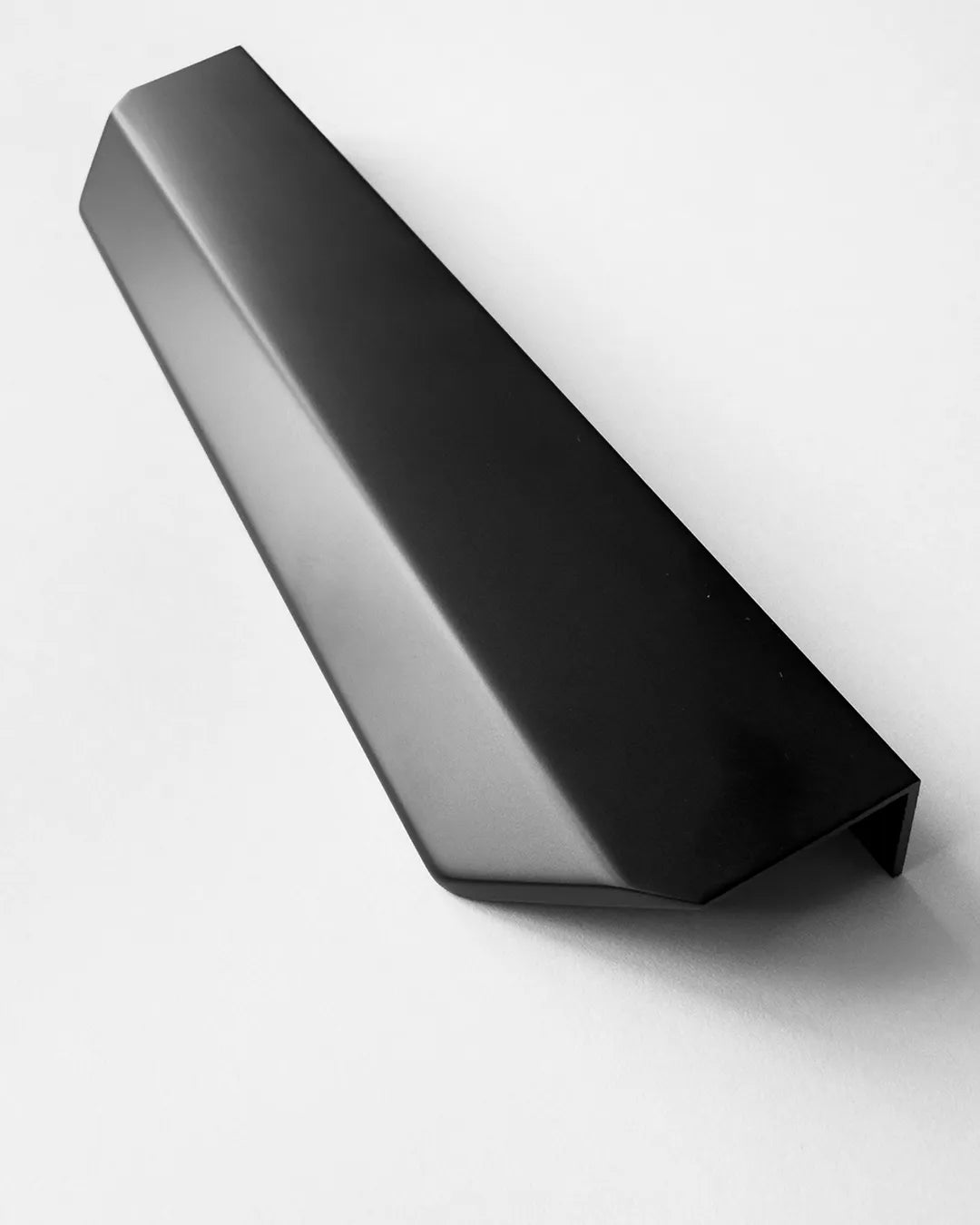 versteckter Möbelgriff 20cm, schwarz