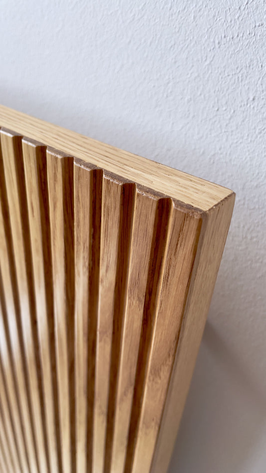 geriffelte Tür in Eiche