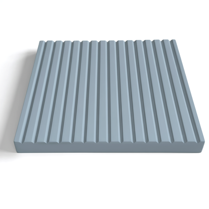 vertikal geriffelte Tür