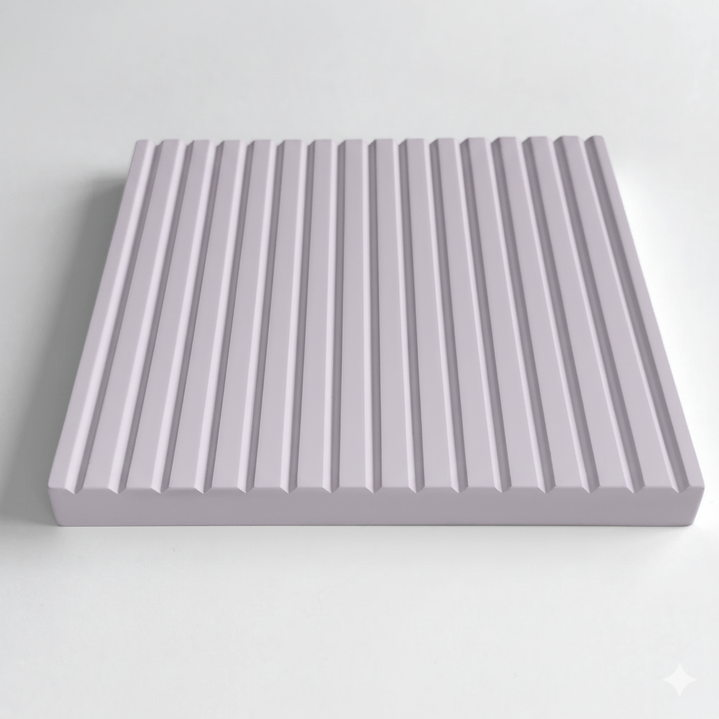 vertikal geriffelte Tür